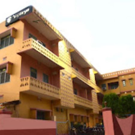 Vijieya Hotel Bihar Saharsa Buitenkant foto